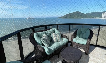Apartamento frente mar, mobiliado no centro de Balneário Camboriú/SC